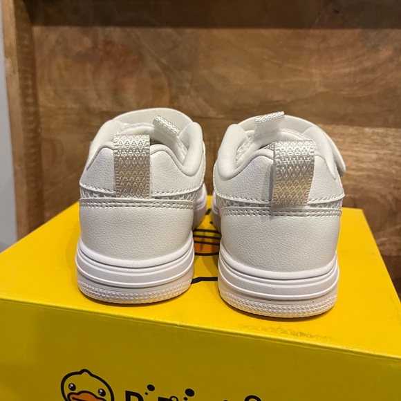 B. Duck Toddler Sneakers, Dragon/Duck, Size 10, New In Box, Adorable! - Picture 5 of 7
